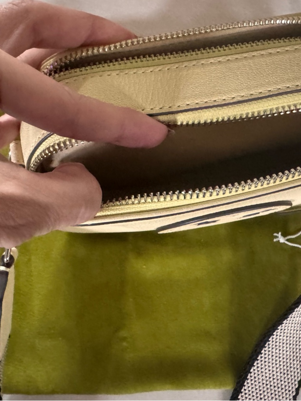 Tory Burch Lemonade Miller Mini Crossbody Bag Tag - Picture 7 of 9